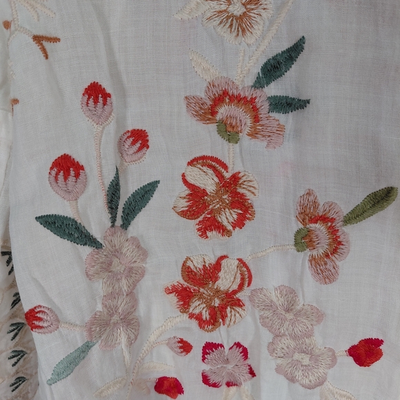 Johnny Was White Floral Embroidered Button Down Shirt - Picture 3 of 14